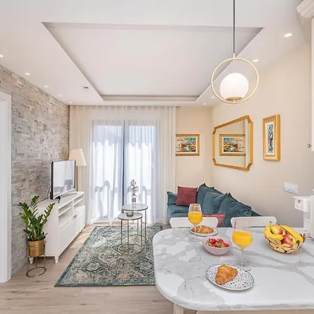 Апартаменты Three Musketeers *