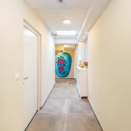 Three Musketeers Appartement
